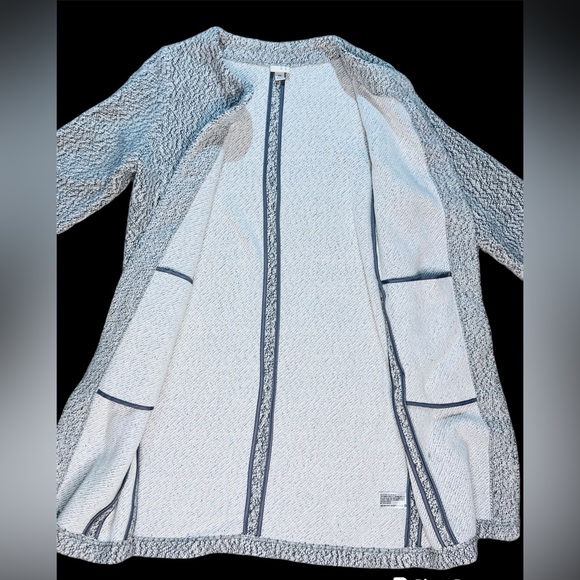 A New Day 3/4 Coat - Picture 3 of 8